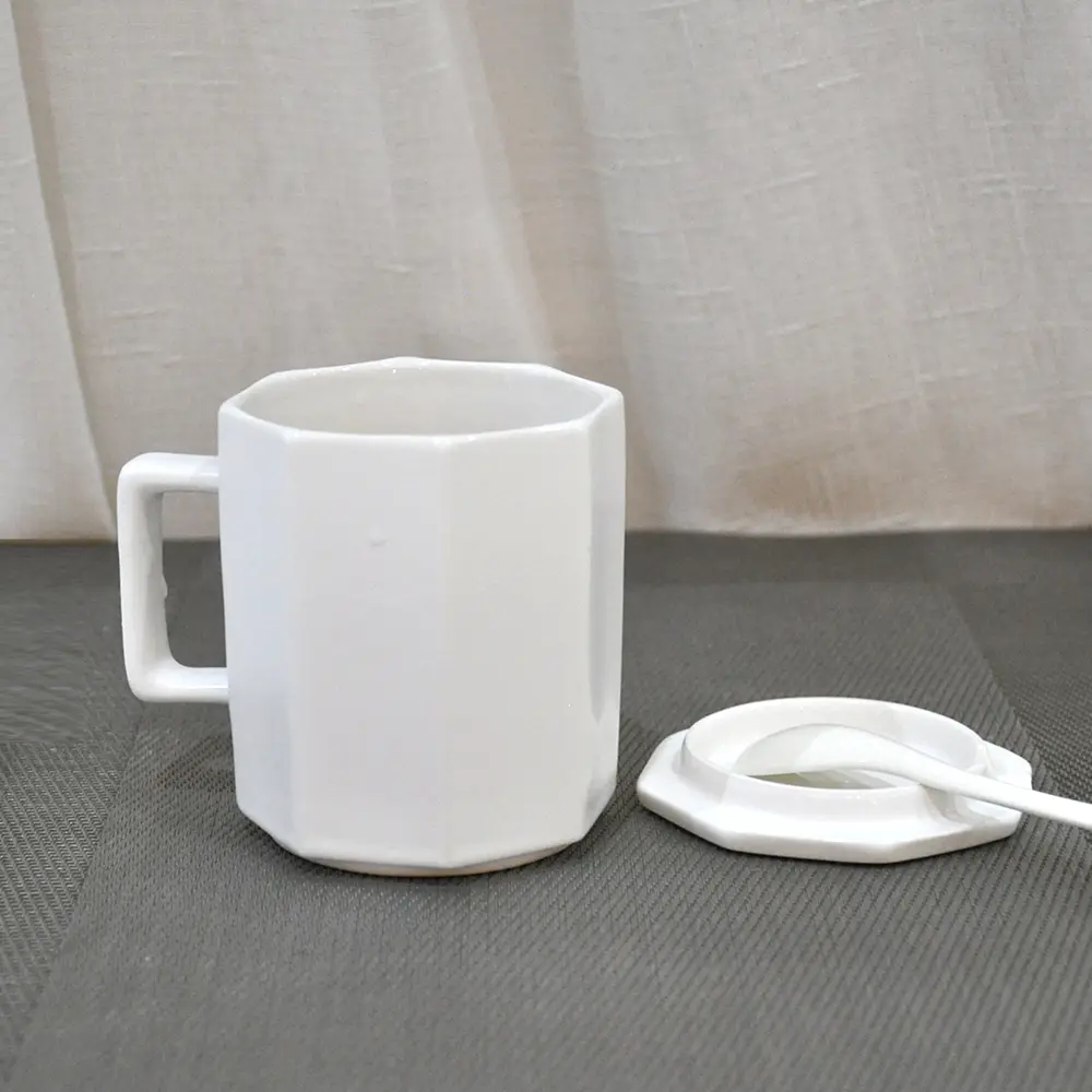ODM Minimalist Octagonal Ceramic Mug with Lid and Spoon Factories, Exporters