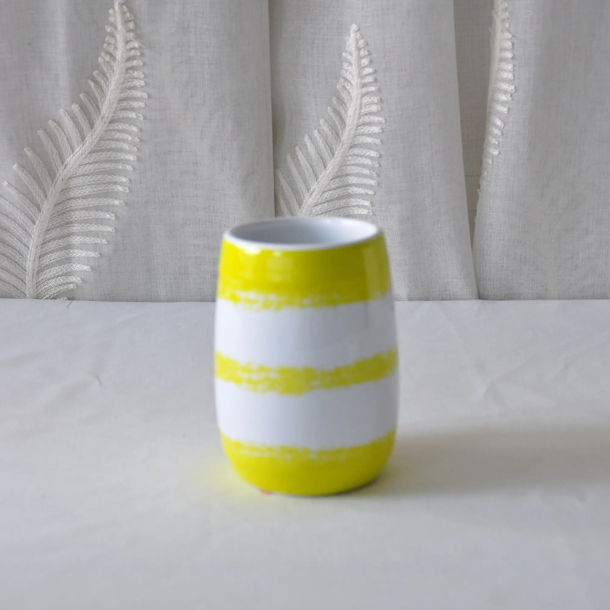 Custom Vibrant Yellow-White Striped Dolomite Bathroom Accessory Set Company, Product