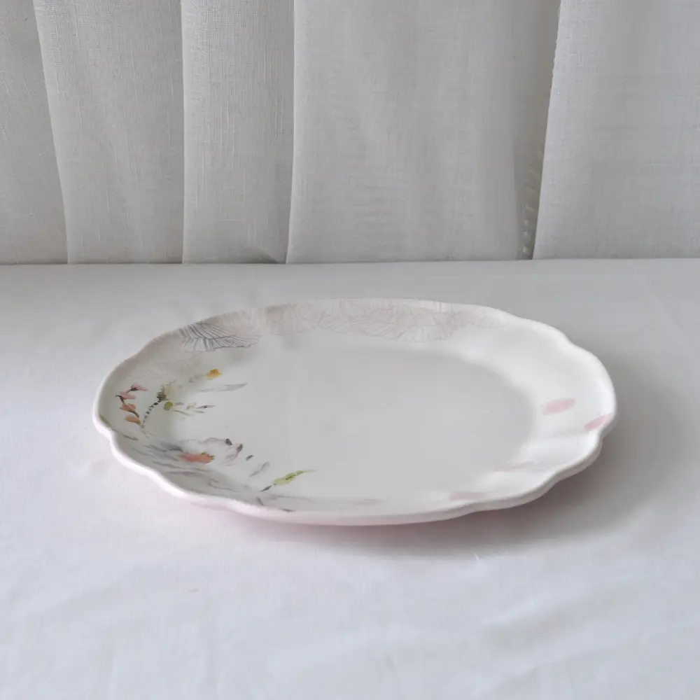 OEM Watercolor - Style Pink Floral Scalloped - Edge Ceramic Dinner Plate Companies, Product
