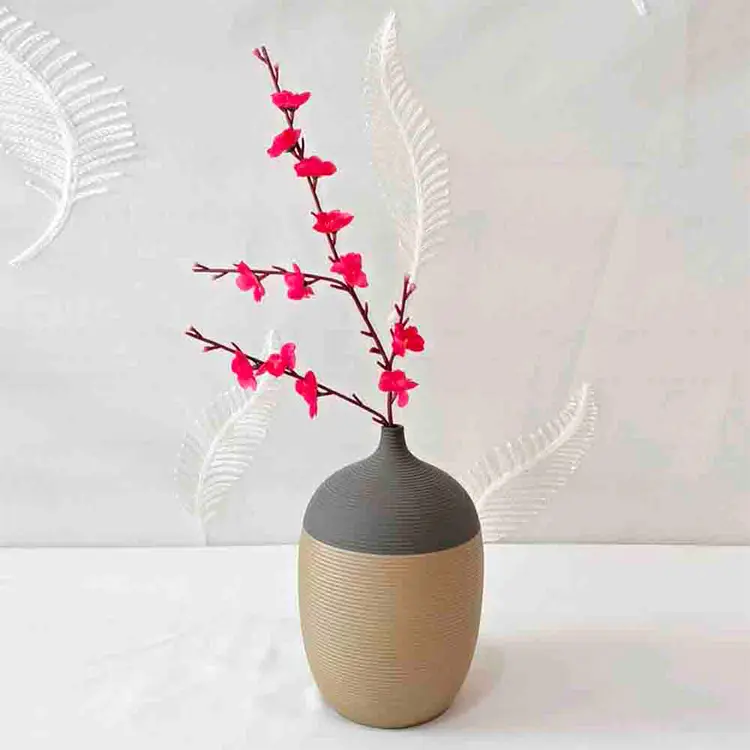 Wholesale Nordic Minimalist Two - Tone Ribbed Stoneware Vase Set Manufacturer, Product