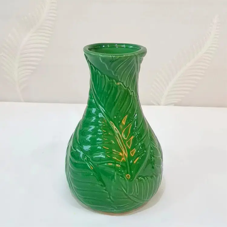 Custom Single - Handle Leaf - Embossed Gradient Green Ceramic Vase Exporters, Companies