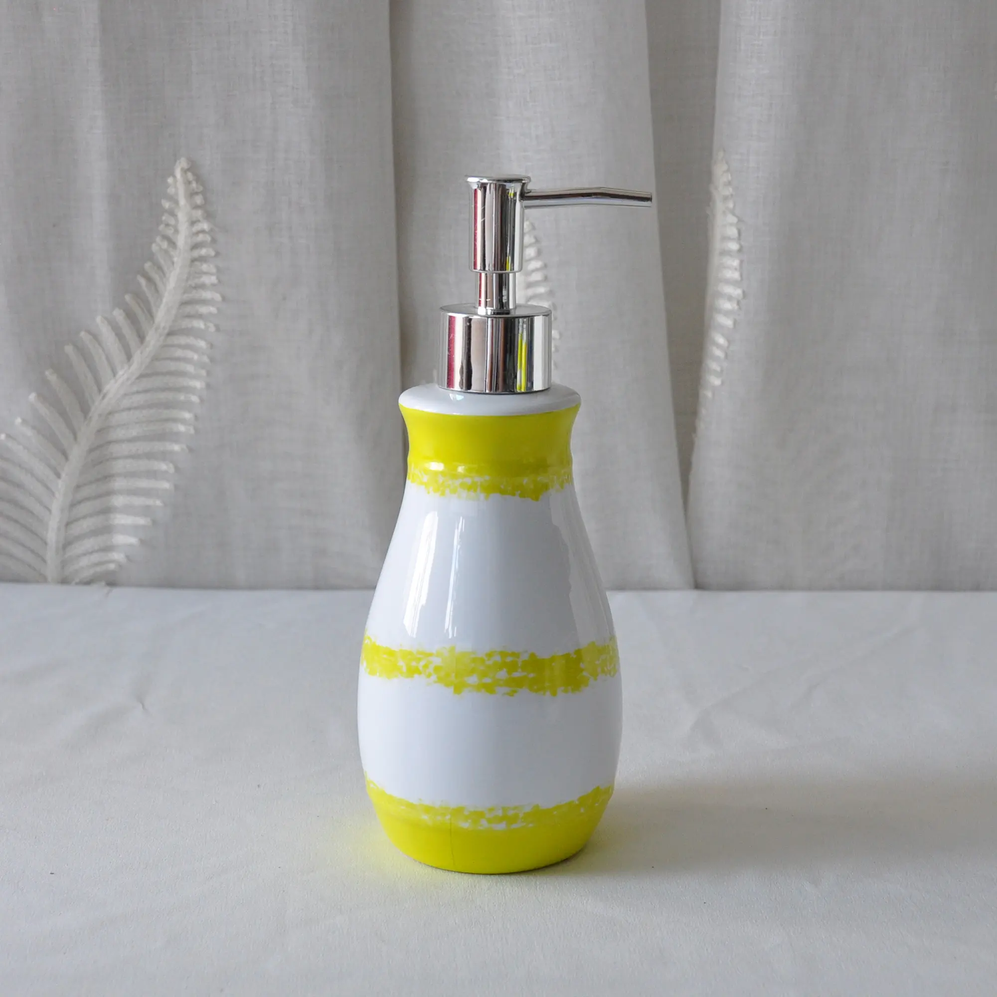 Custom Vibrant Yellow-White Striped Dolomite Bathroom Accessory Set Company, Product