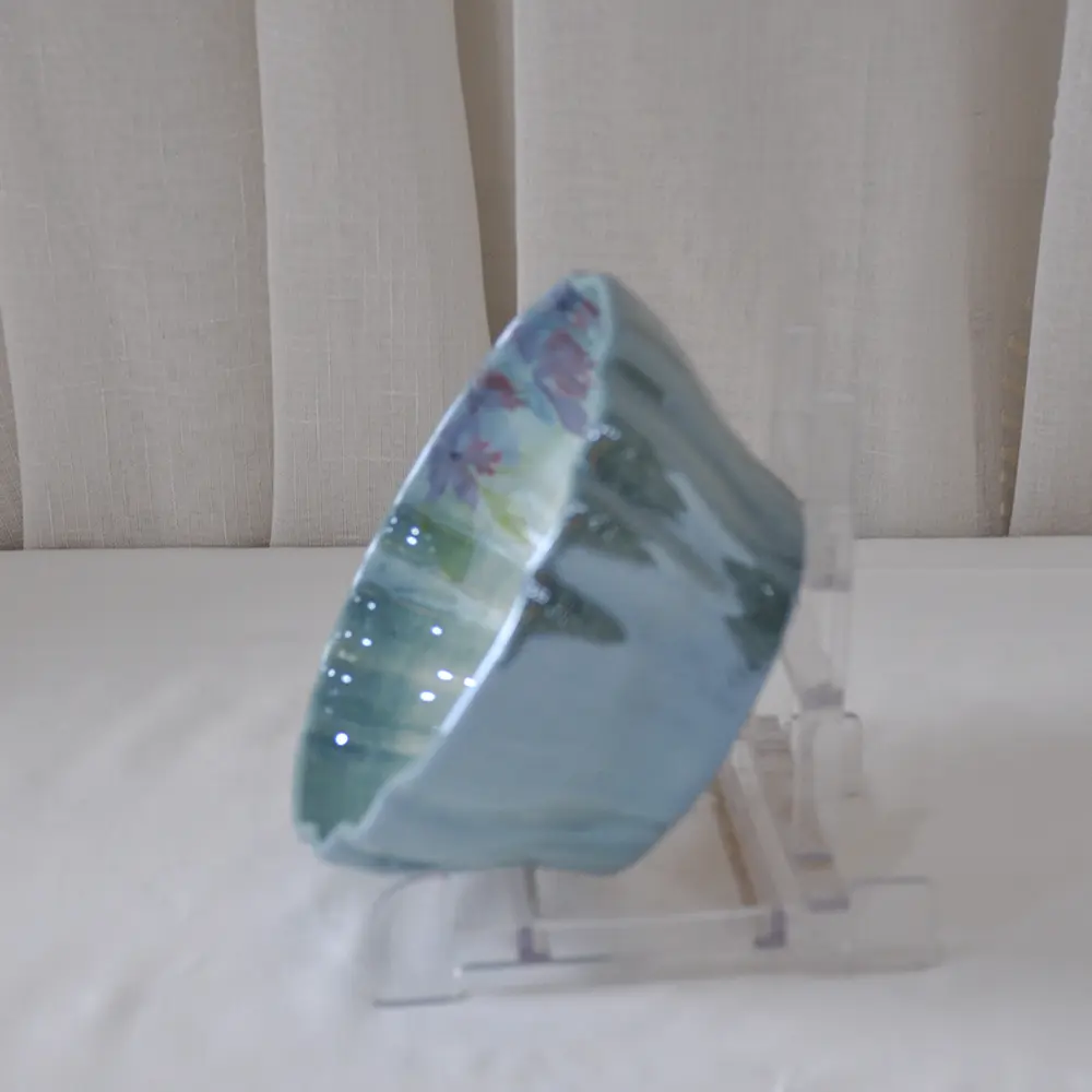 China Romantic Hand-Painted Floral Blue-Green Gradient Petal-Edge Ceramic Bowl Suppliers, Factories