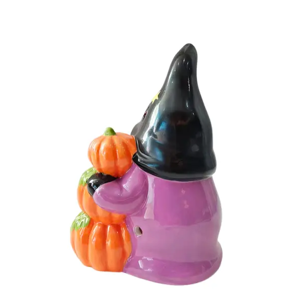 Cheap Halloween Dolomite Gnome & Stacked Pumpkin Decor Figurine Supplier, Factories