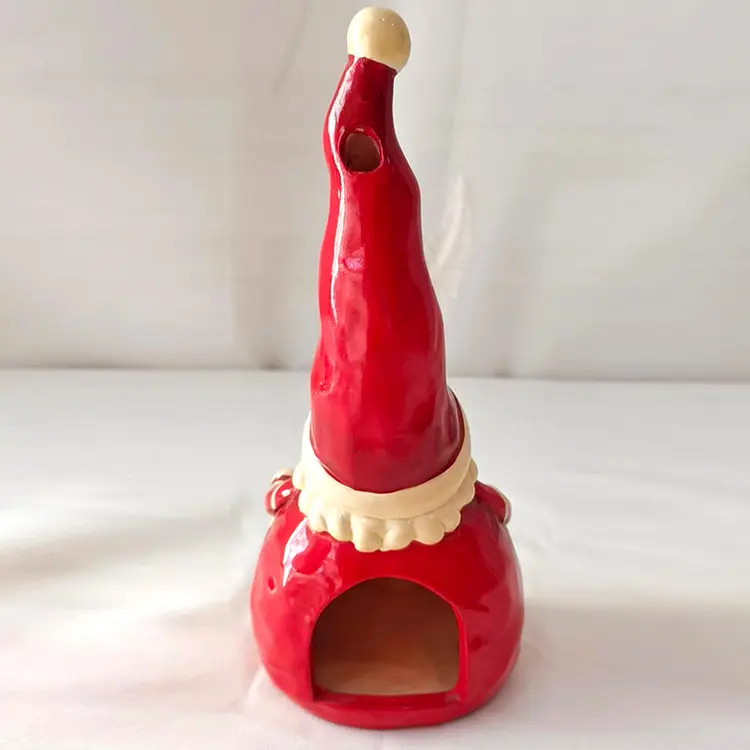 Cheap Christmas Red - Hat Gnome with Holly Leaf Dolomite Figurine Manufacturer, Suppliers
