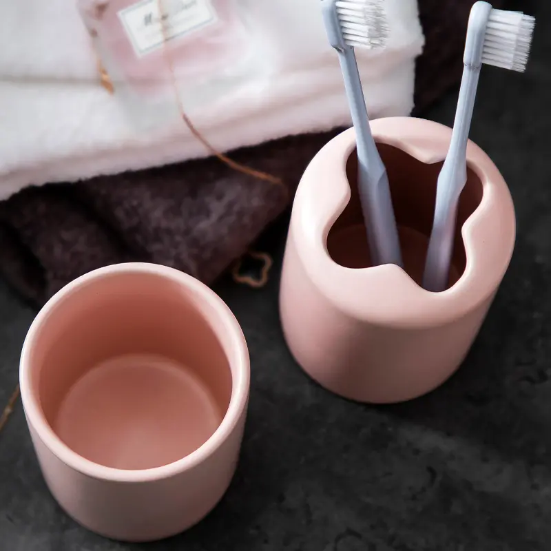 China Morandi Pink Minimalist Matte Ceramic Bathroom 4-Piece Set Exporter, Products