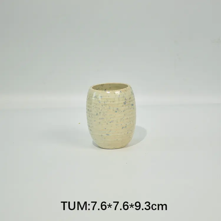 Tumbler Detail