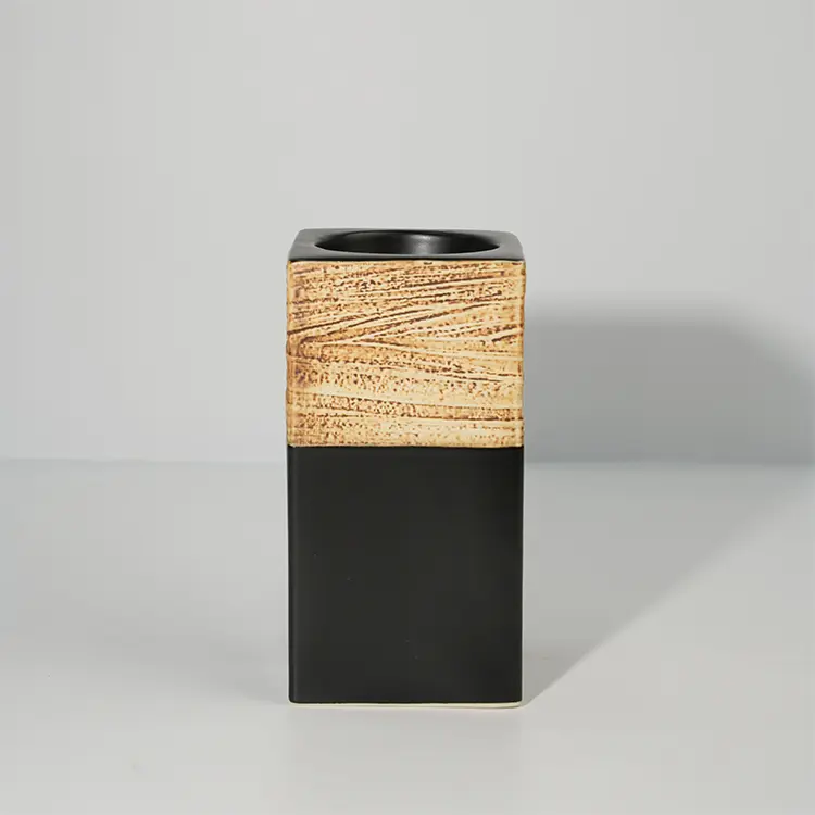 Woodgrain Ceramic Set Detail 2