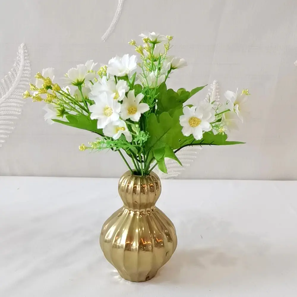 jiashun Luxury Titanium-Plated Vertical Striped Gourd-Shaped Ceramic Vase Set Suppliers, Company