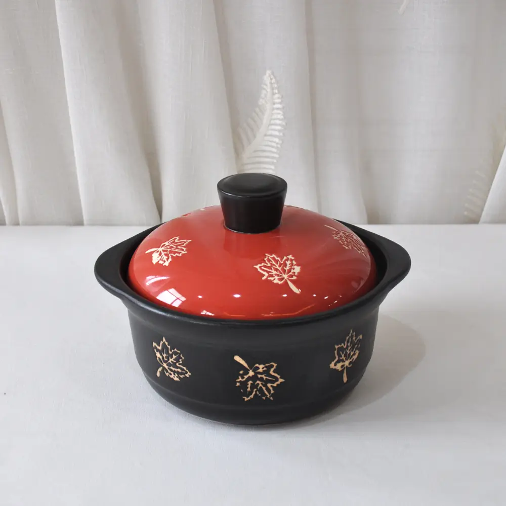 Cheap Black & Red Contrast Maple Leaf Pattern Ceramic Casserole Exporters, Company