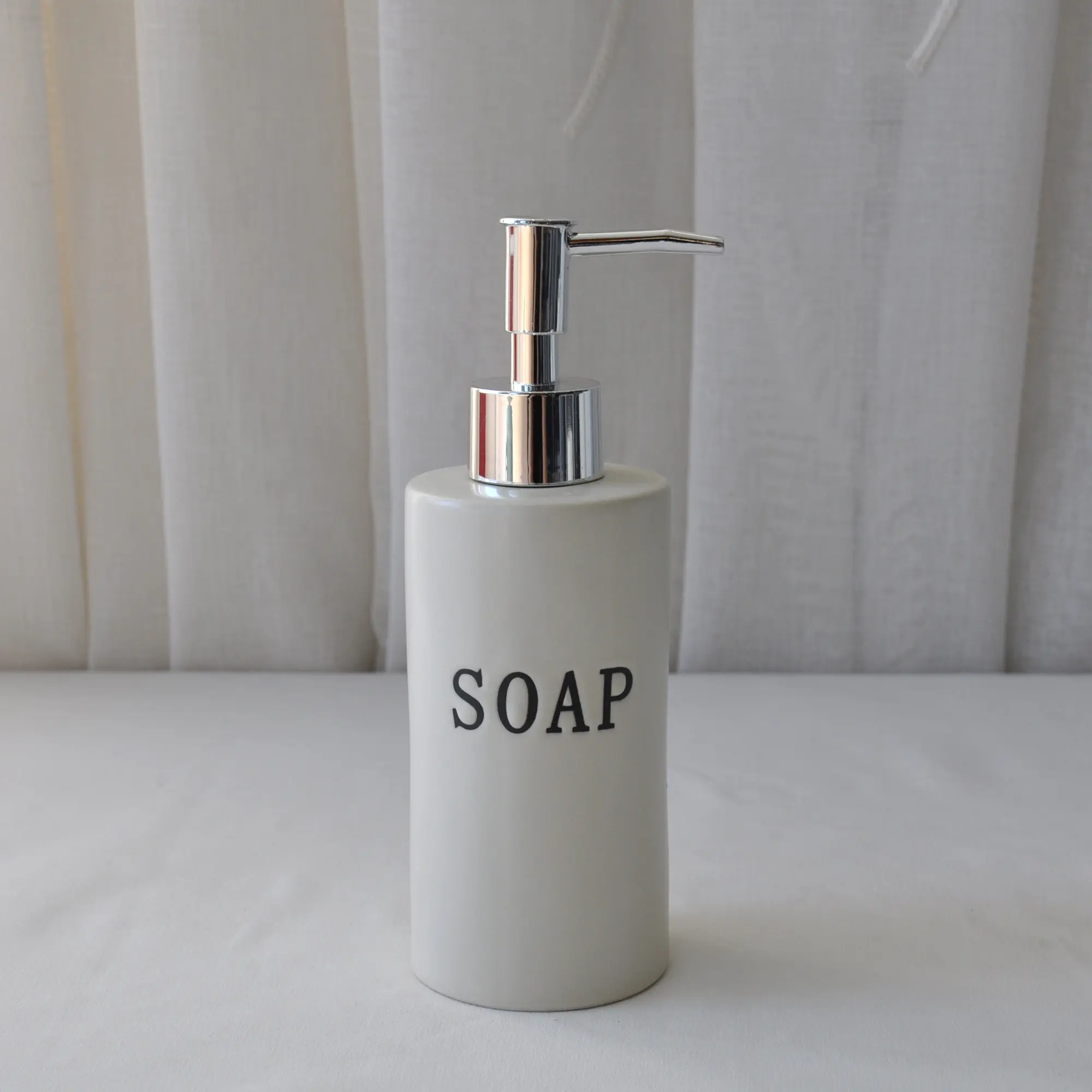 China Minimalist Beige Stoneware Bathroom Accessory Set with "SOAP" Text Factory, Products