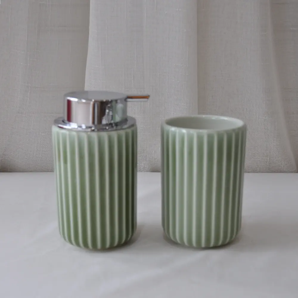 Wholesale Light Green Vertical Striped Stoneware Bathroom Accessory Set Factory, Companies