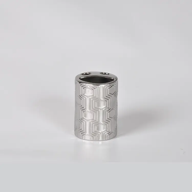 Buy Modern Luxury Geometric-Embossed Ceramic Bathroom Accessory Set Manufacturers, Factories
