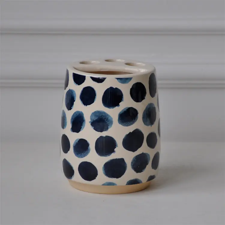 Cheap Artistic Hand - Painted Blue - White Polka Dot Ceramic Bathroom Accessory Set Company, Companies
