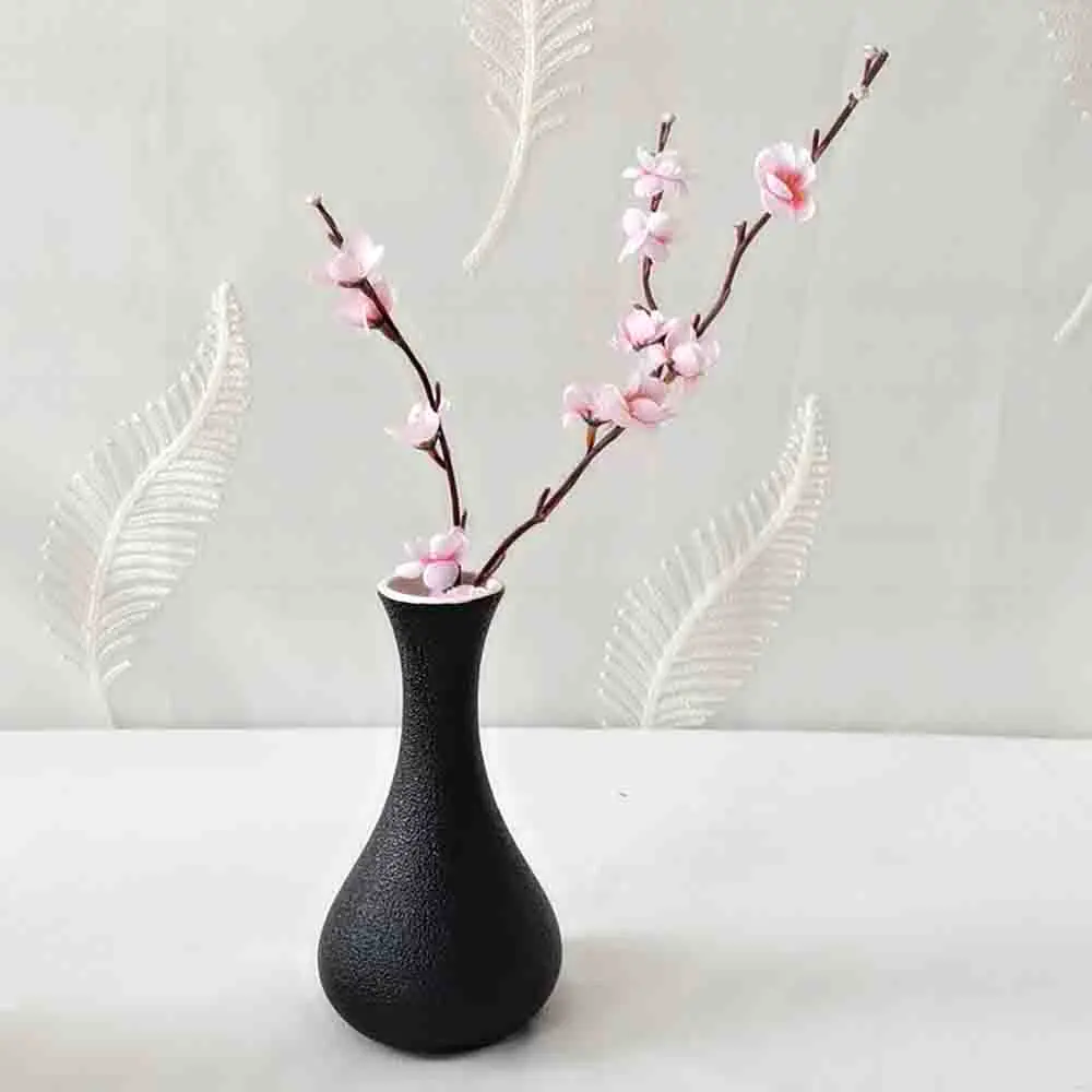 ODM Minimalist Black Stoneware Vase Supplier, Companies