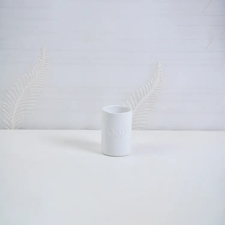 Wholesale Modern Minimalist White Ceramic & Wood - Trimmed Embossed Bathroom Accessory Set Factories, Company