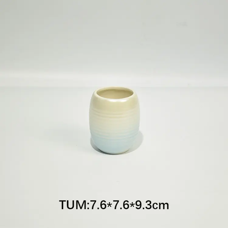 Tumbler Detail