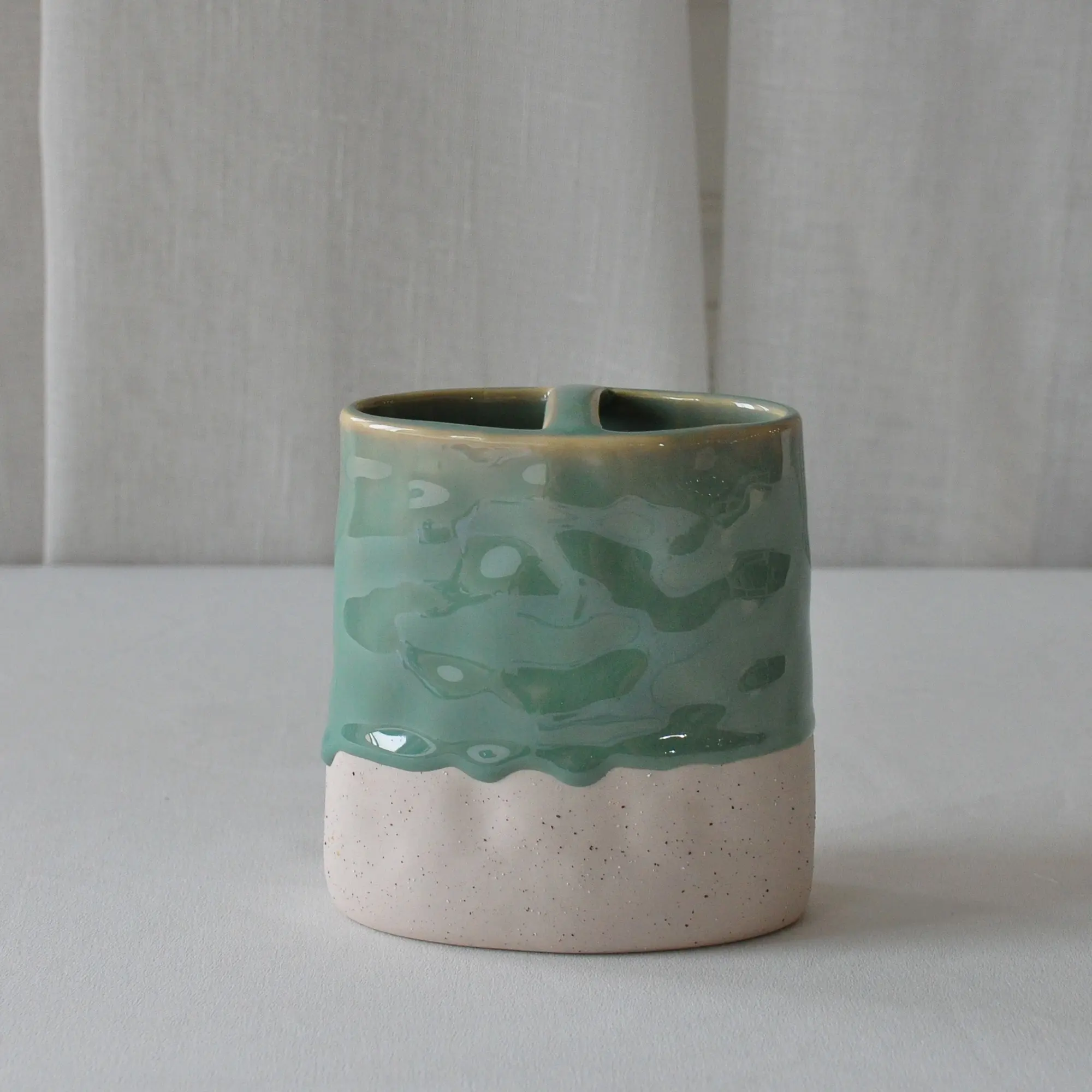 Wholesale Modern Rustic Green & White Dripping Glaze Handmade Ceramic Bathroom Set Factories, Exporters