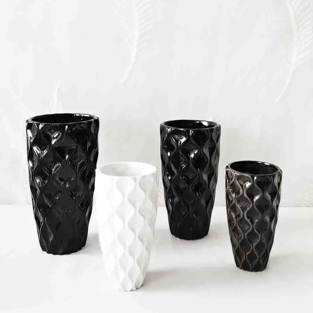 ODM Modern Minimalist Wave Relief Ceramic Vase Manufacturer, Supplier