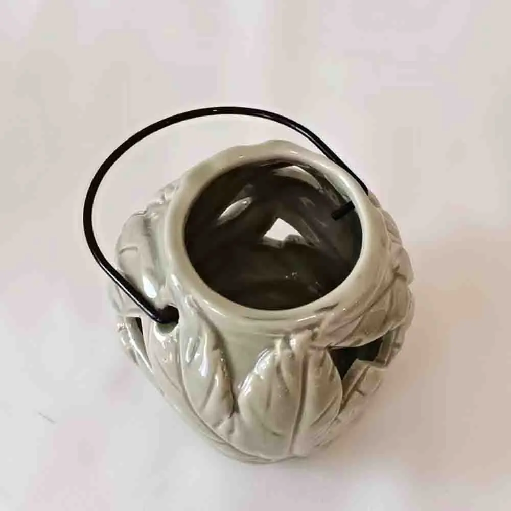 OEM Artistic Gradient Color Leaf - Embossed Cutout Candle Holders with Metal Handles Supplier, Exporter