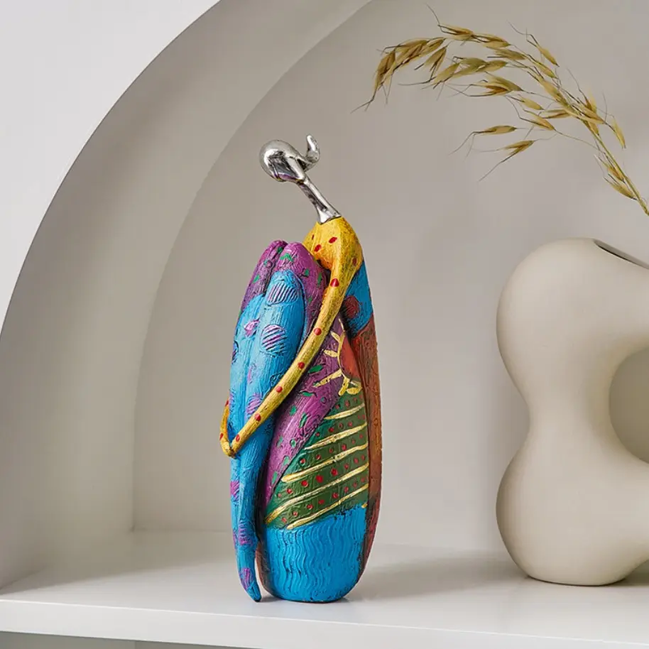 Wholesale Artistic Abstract Painted Resin Figure Sculpture Set of 3 Suppliers, Exporters