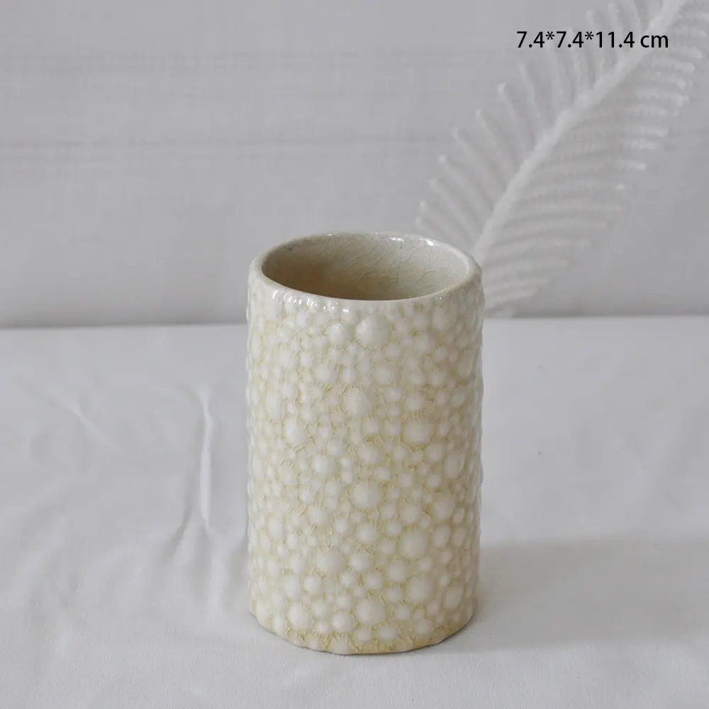 Pale Yellow Bubbled-Texture Ceramic Bathroom Set Item 2