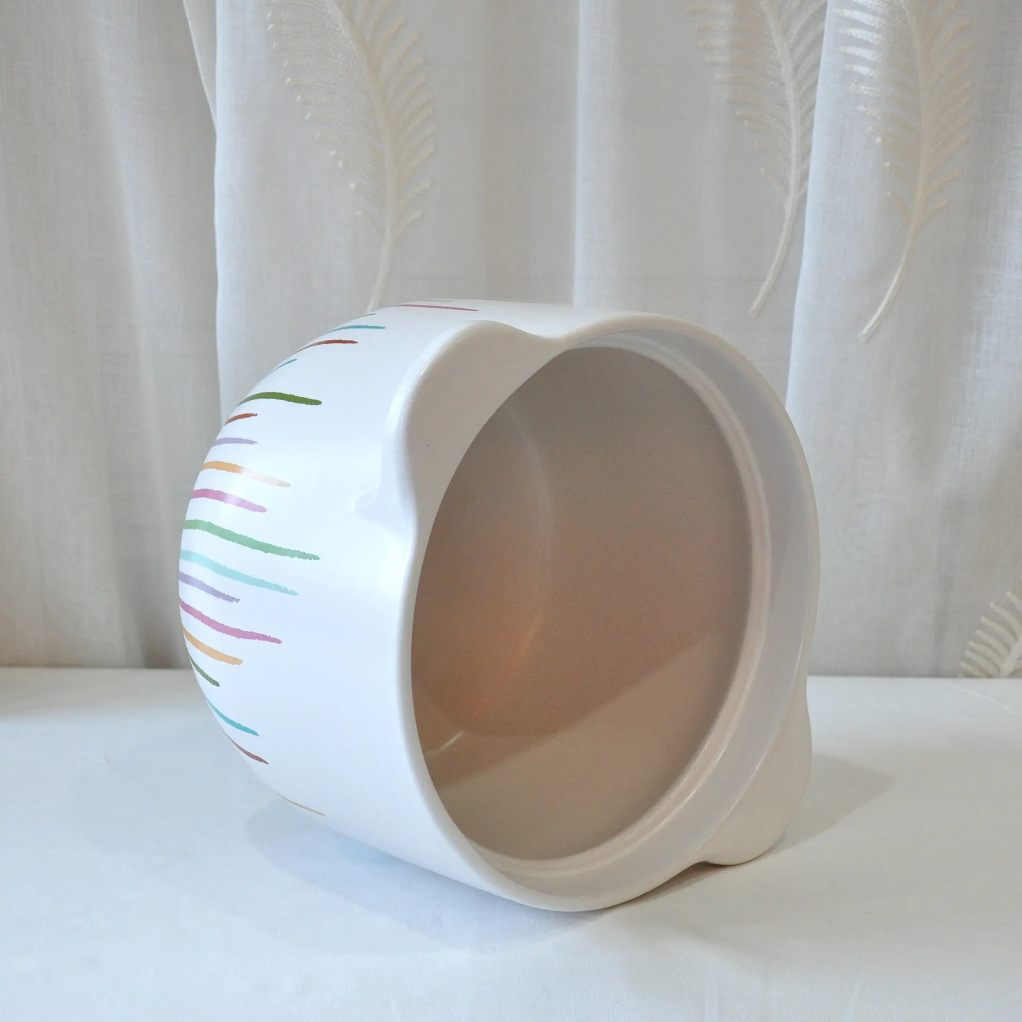 Wholesale Playful Hand-Painted Colorful Striped Lidded Ceramic Casserole Manufacturers, Suppliers