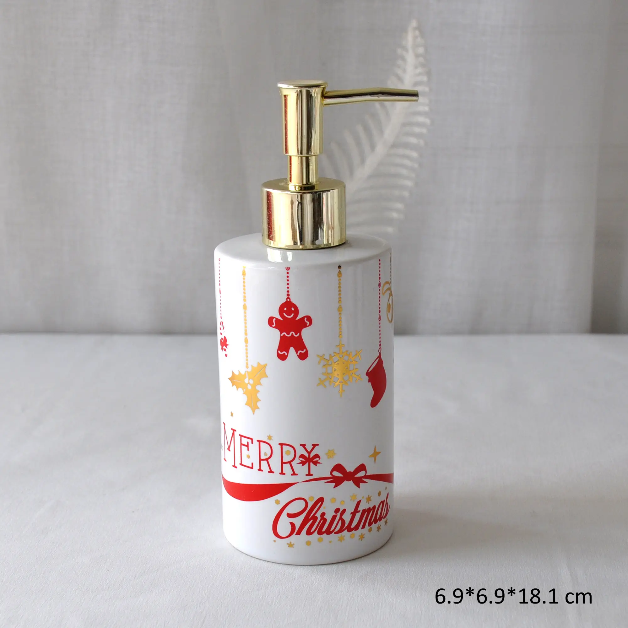 Discount Christmas Red & White Ceramic Bathroom Accessory Set Supplier, Companies
