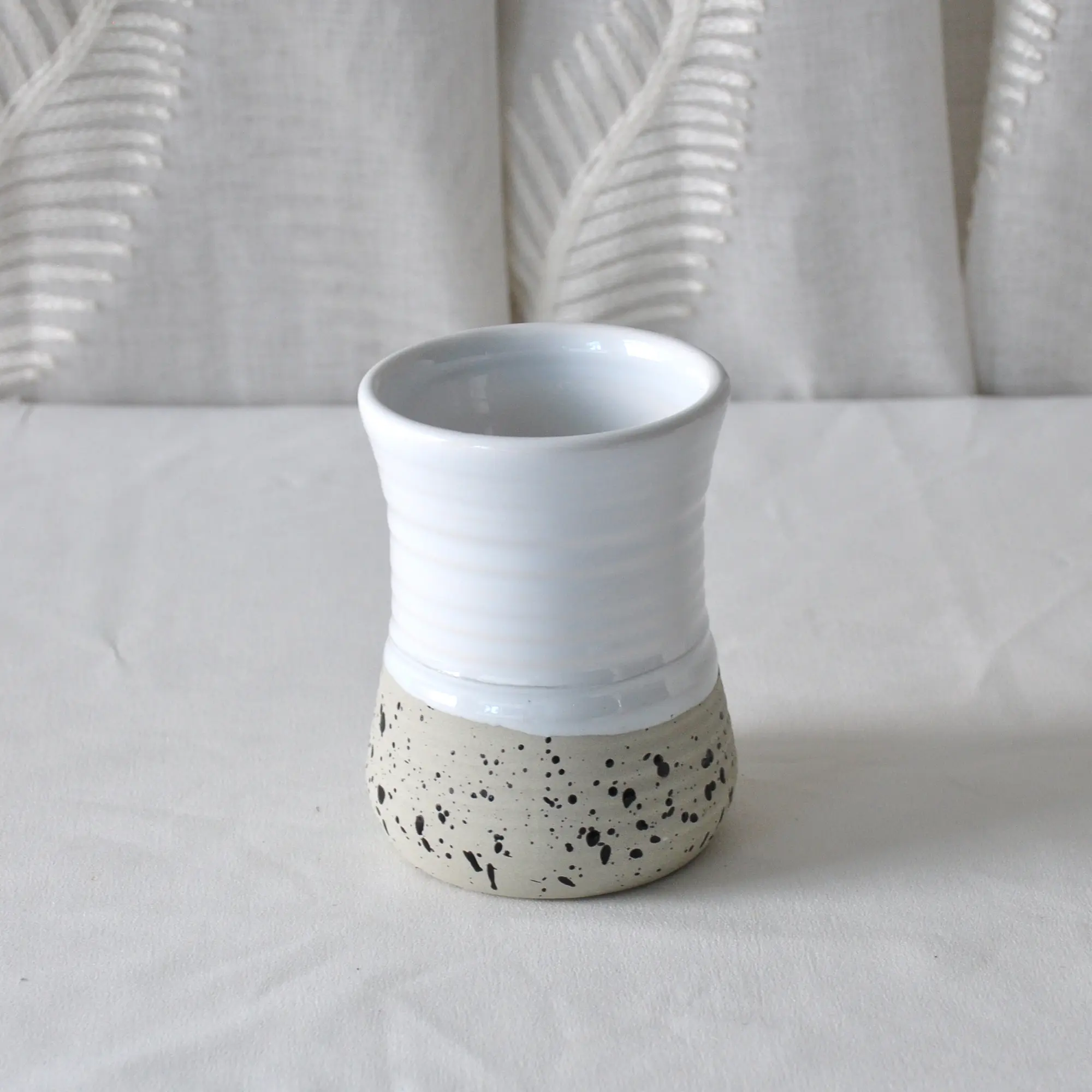 Wholesale Modern Minimalist White-Gray Speckled Ceramic Bathroom Accessory Set Manufacturer, Suppliers