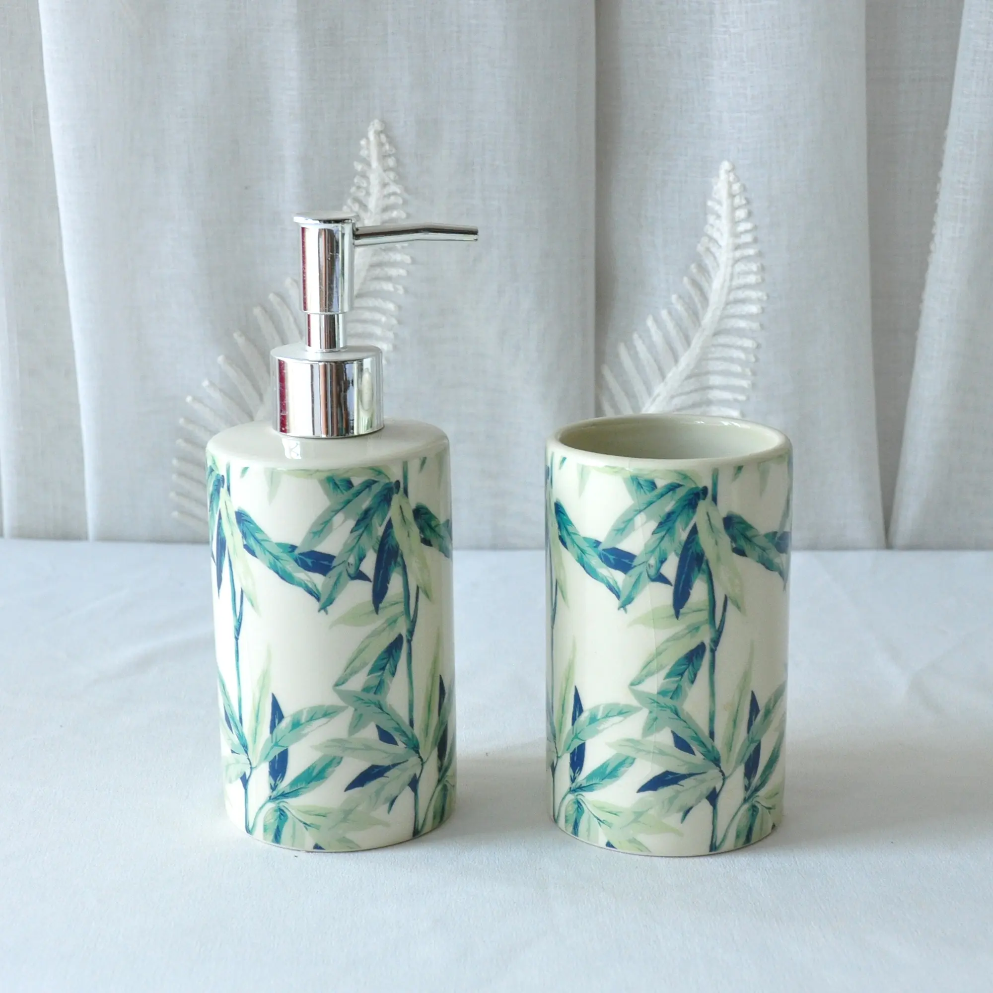 ODM Fresh Blue Green Bamboo Leaf Printed Ceramic Bathroom Set Supplier, Product