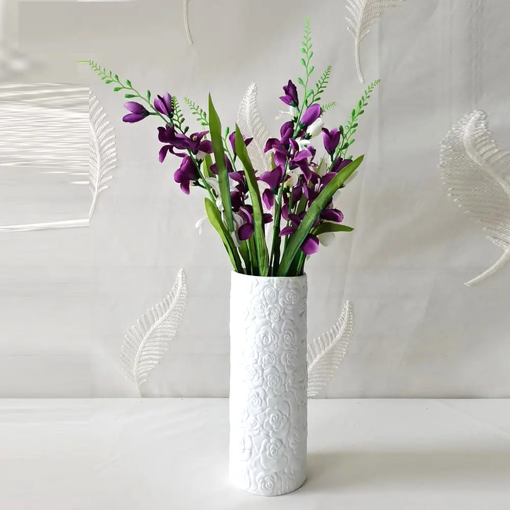 Wholesale French Elegant 3D Rose Relief White Ceramic Vase Manufacturer, Product