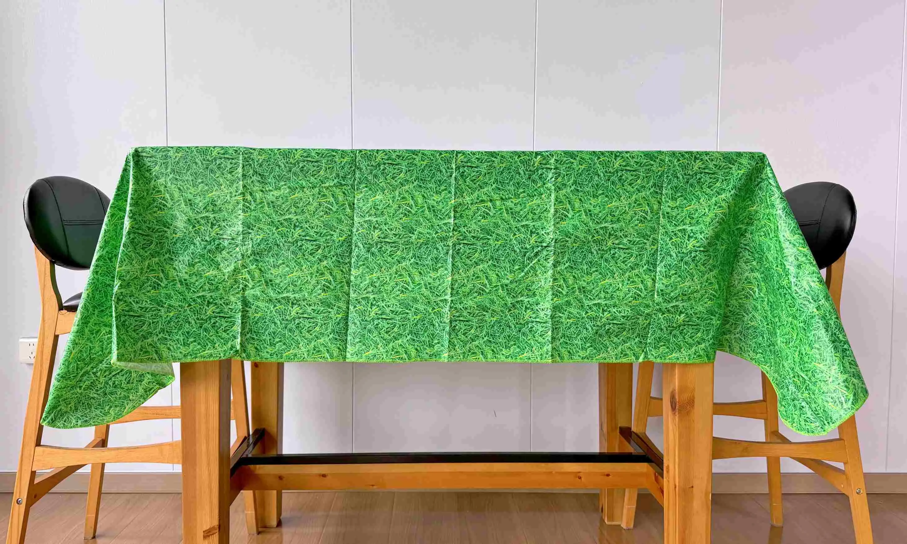 OEM Green Meadow Vinyl Tablecloth Exporters, Suppliers