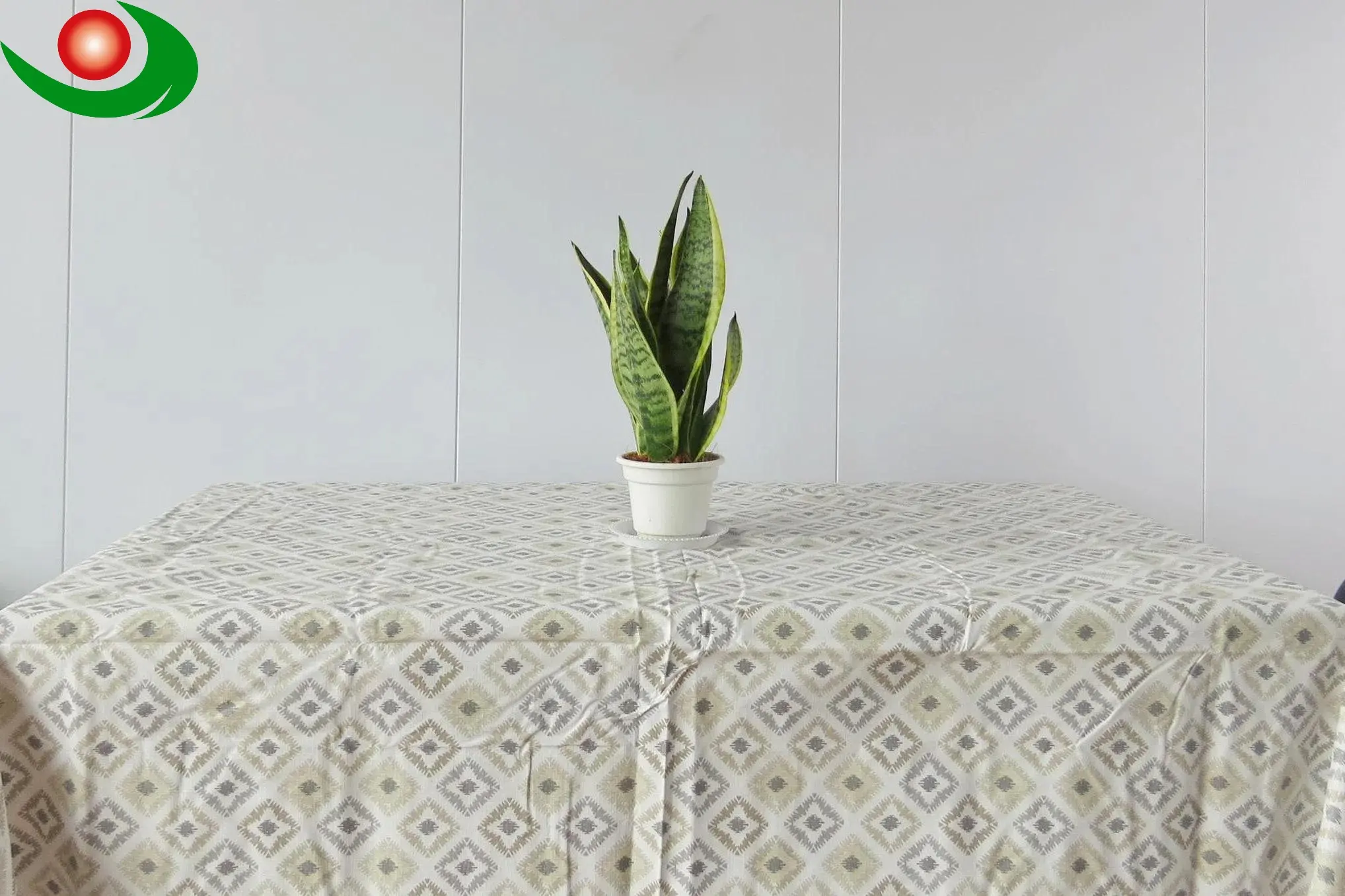 Wholesale Flannel Backed Vinyl Tablecloth for Dining Tables Products, Supplier