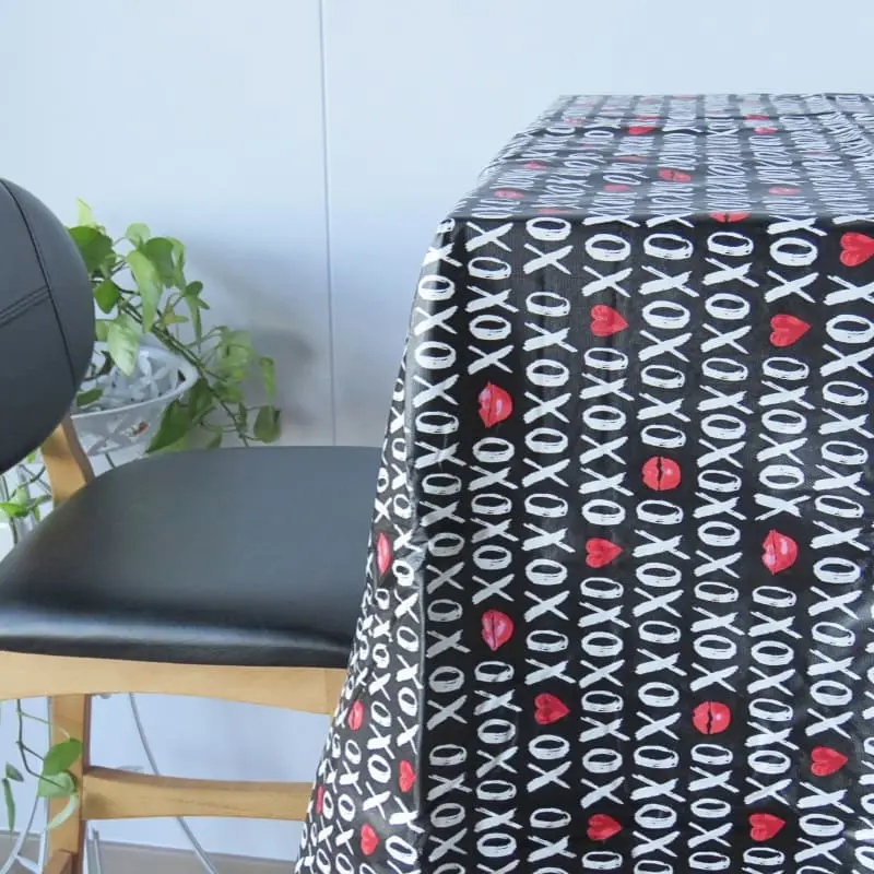 OEM Romantic Hearts Tablecloth with Flannel Backing Exporters, Pricelist