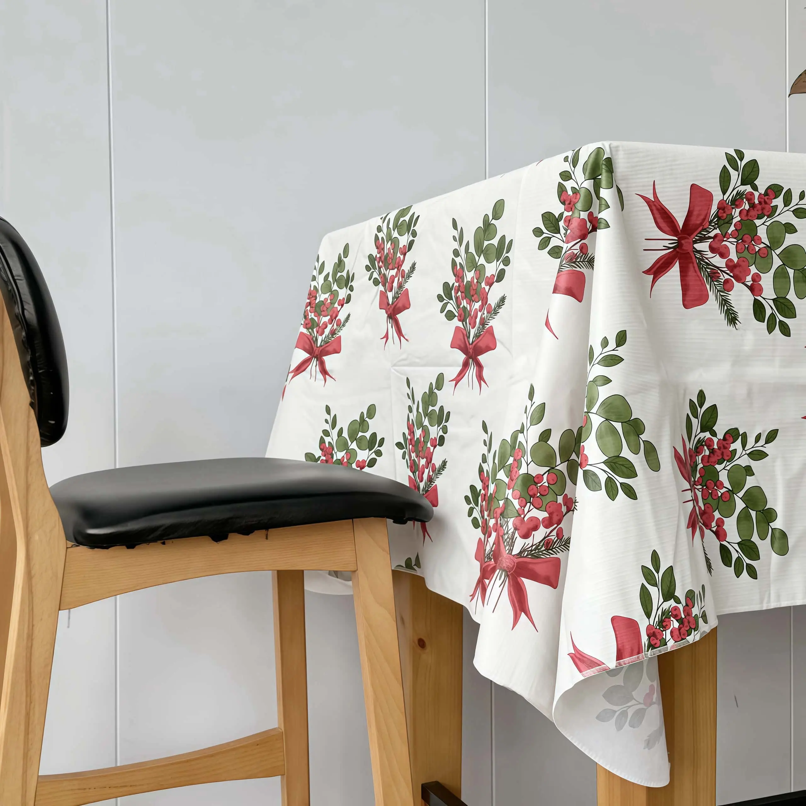 High-Quality Christmas Cheer Flannel Backed Vinyl Tablecloth Companies, Factories