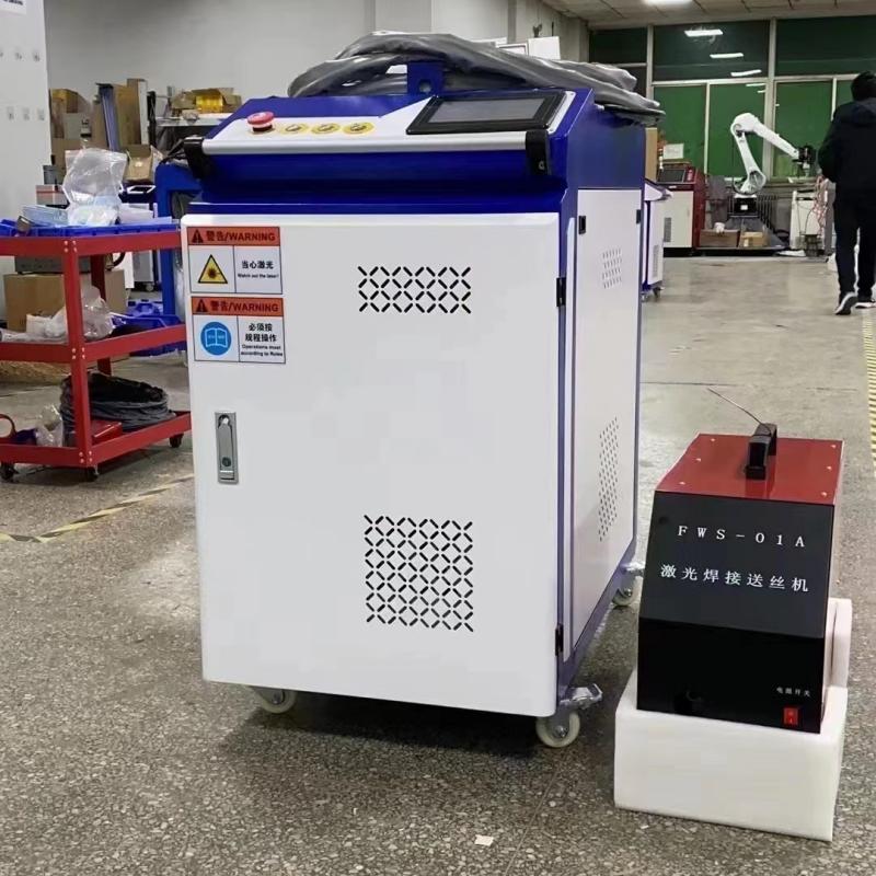 Wholesale Price Machine Continuous Wave 5000w 6kw Laser Cleaning Machines Hand Hold Small Laser Welding Machine