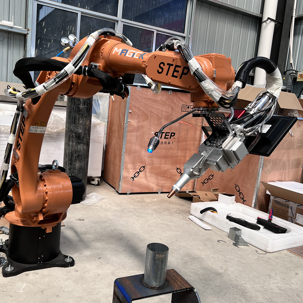 1500w Industrial Robot 6 Axis Low Cost Industrial Mechanical Automatic Welding Machine