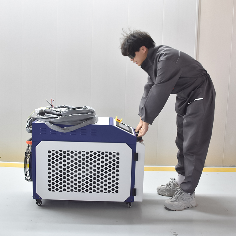 Top Seller Factory Direct Sell 1500w Cnc 3 In 1 Laser Welding And Cleaning Machine For All Metals Stainless
