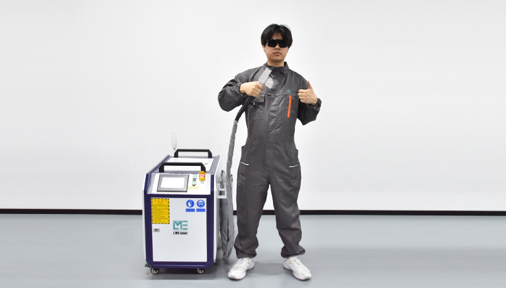 Continuous Laser Cleaning Machine