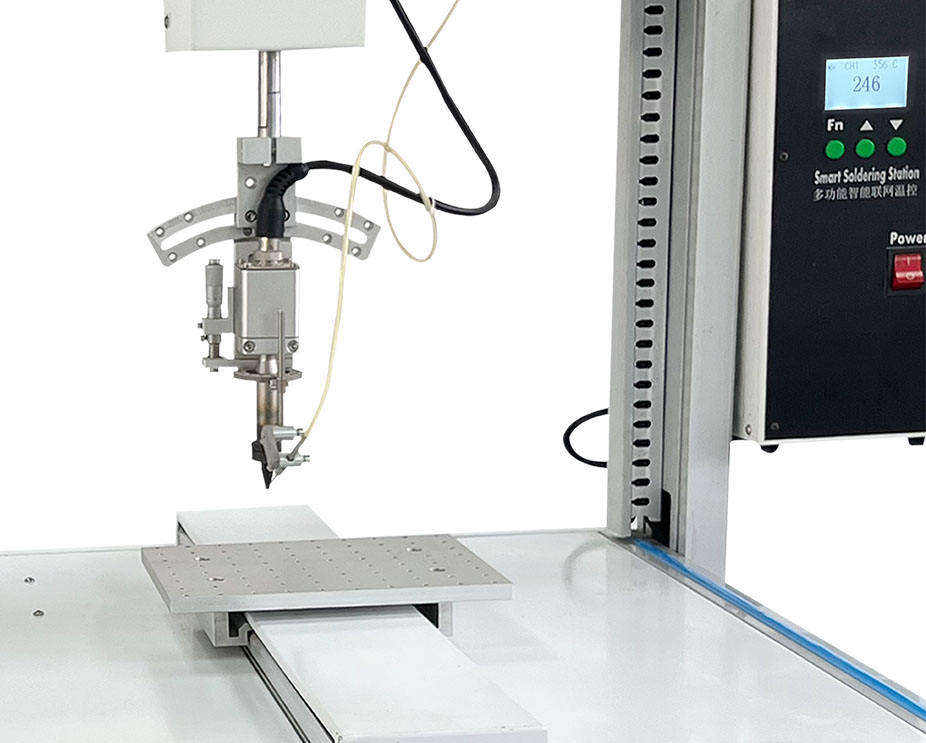 XYZ 5 Axis Robotic Soldering Robot Machine For SMD LED Component Welding In Manufacturing Plant