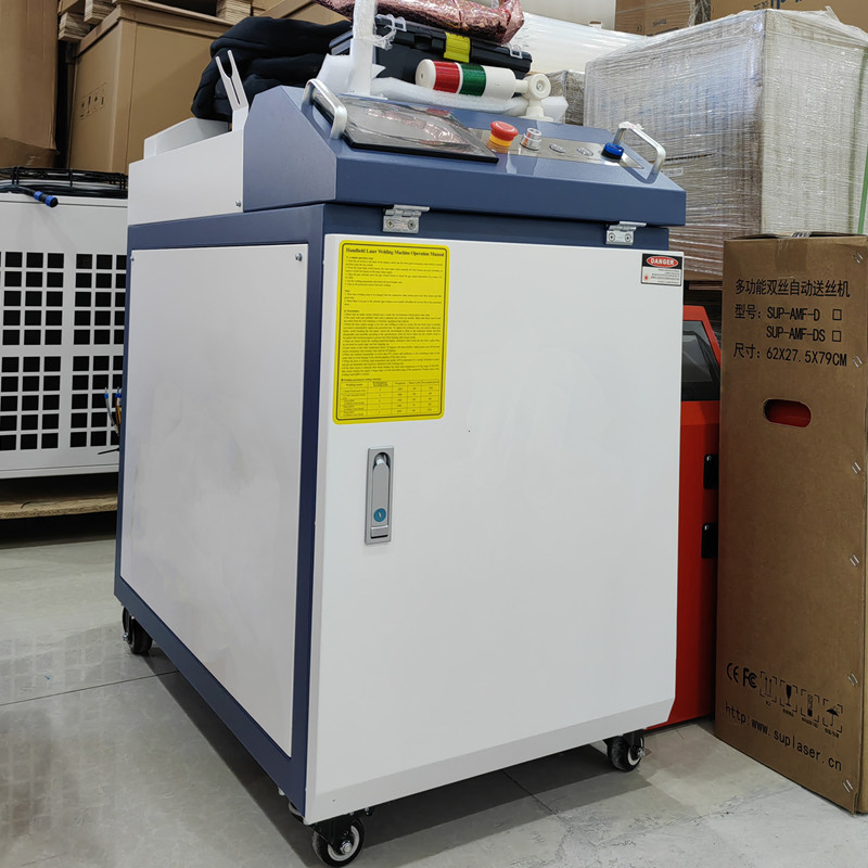 Portable Fiber Laser Cleaning Machine 1500W 2000W 3000W 6000W Metal Steel Laser Cleaner Industrial Rust Removal Handheld Continous Cleaning Machine 6kw