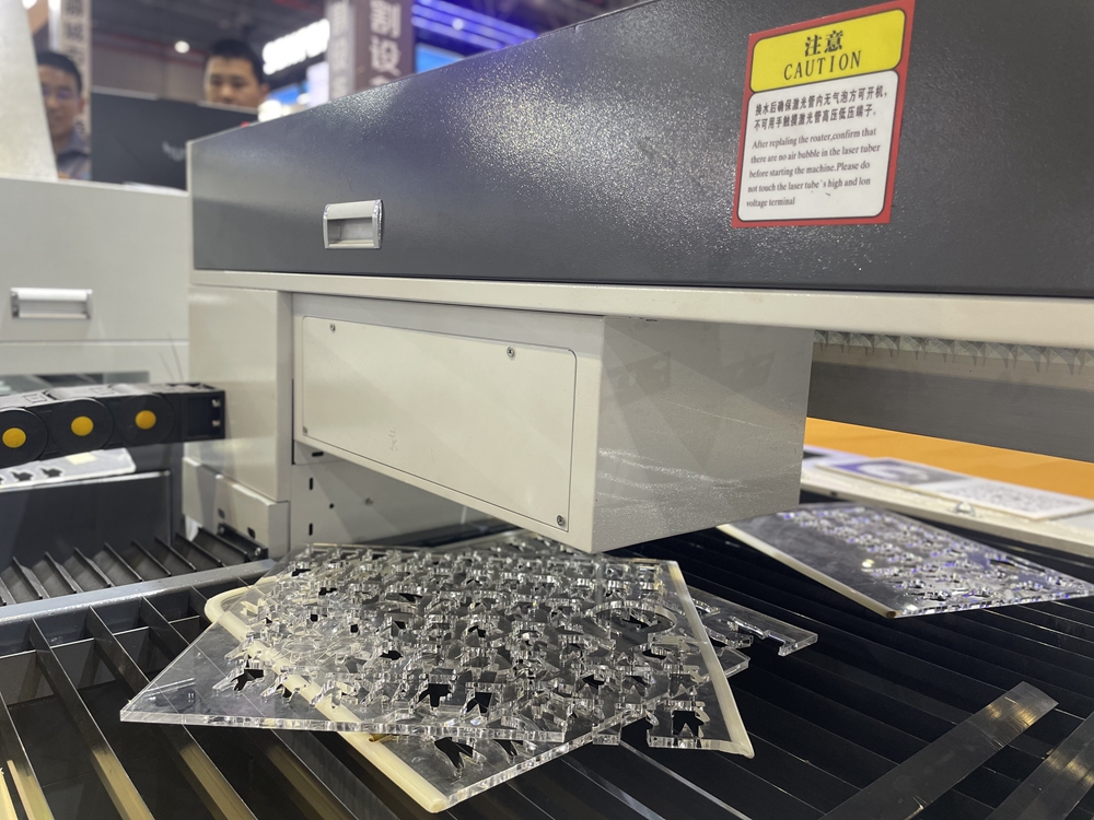 10mm Acrylic Cutting Sample