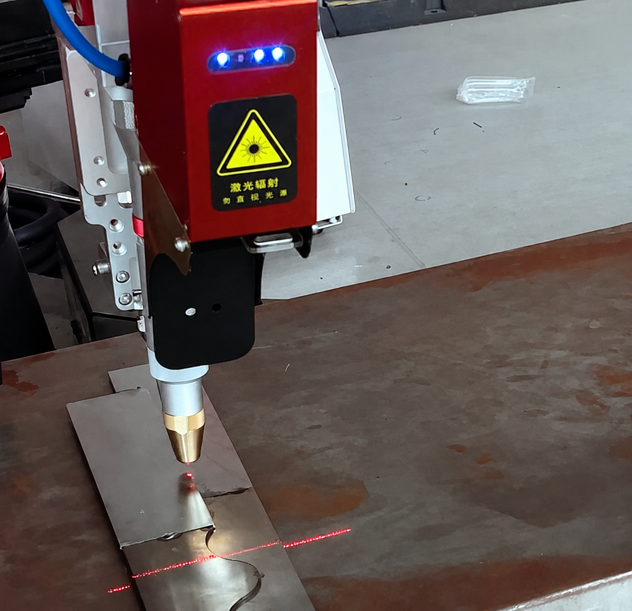 Laser Seam Tracking Application Case
