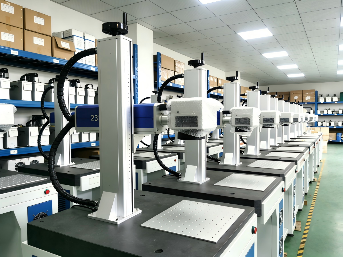 30W Digital Desktop Fiber Laser Marking Machine for Metal Engraving Supporting DXF/AI/PLT/BMP Formats