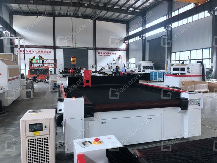 Golden Laser - CO2 Laser Cutting Machine for Elastic Non Woven Composite Fabric