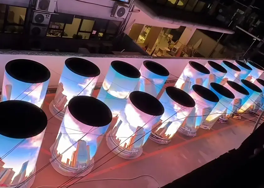 China Custom LED Curved Screen Manufacturers | Flexible Display Solutions Manufacturers, Factory