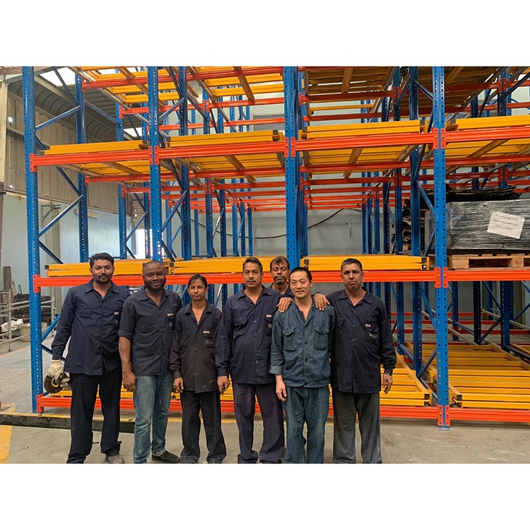 China Factory Corrosion Protection Material Warehouse Storage Push Back Rack
