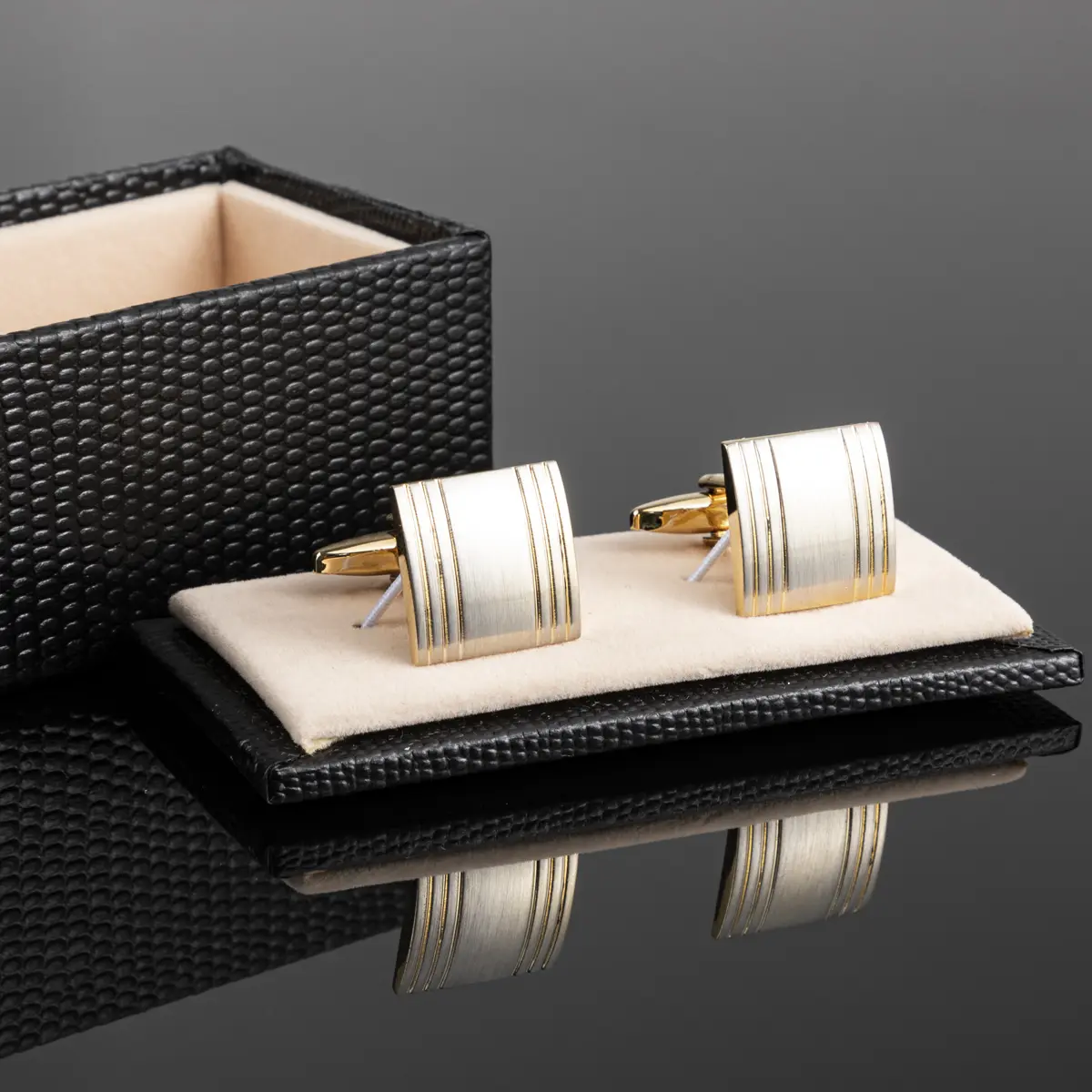 Wholesale Golden PCufflinks Simple Trendy Men's Suit Shirt Wedding Cuff Link Gifts CL0154-2G