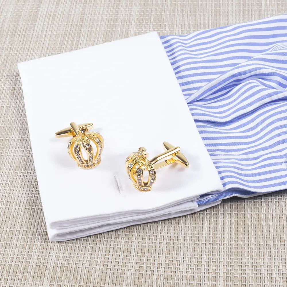 ODM Hot Selling Men's Gold Plated Crystal Crown Jewels Elegant Personalized Cuff Links CS0003 Manufacturer, Factory