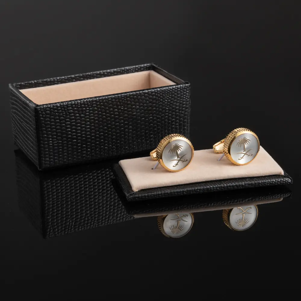 OEM JINJIE Wholesale Saudi Arabia Emblem Palm Coconut Tree Round Rose Golden Plated Metal Cuff Links CLW6002 Manufacturers, Company